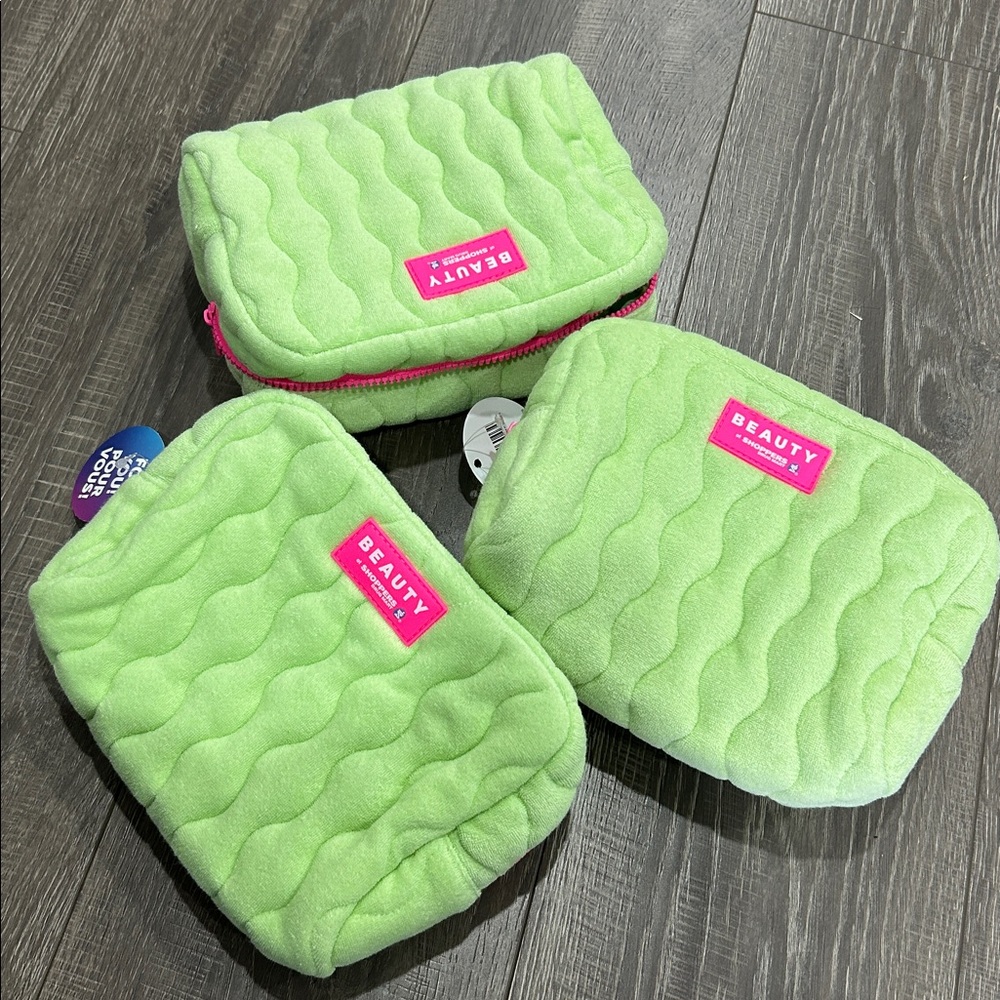 3/$15 Green Quilted Beauty Pouches Set